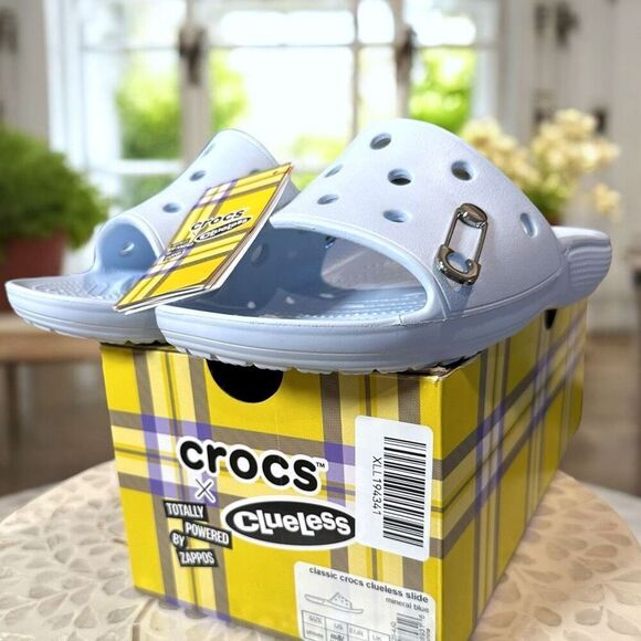 New Crocs x Clueless "The Tai" Slide – Mineral Blue – Women’s 10 / Men’s 8 – Box - Picture 2 of 11